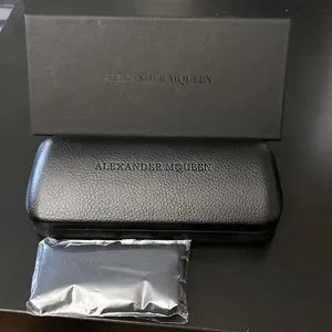 AMQueen Sunglass Case - Small New Persol Steve McQueen 714SM Hard Case Limited Edition 714  main image 2